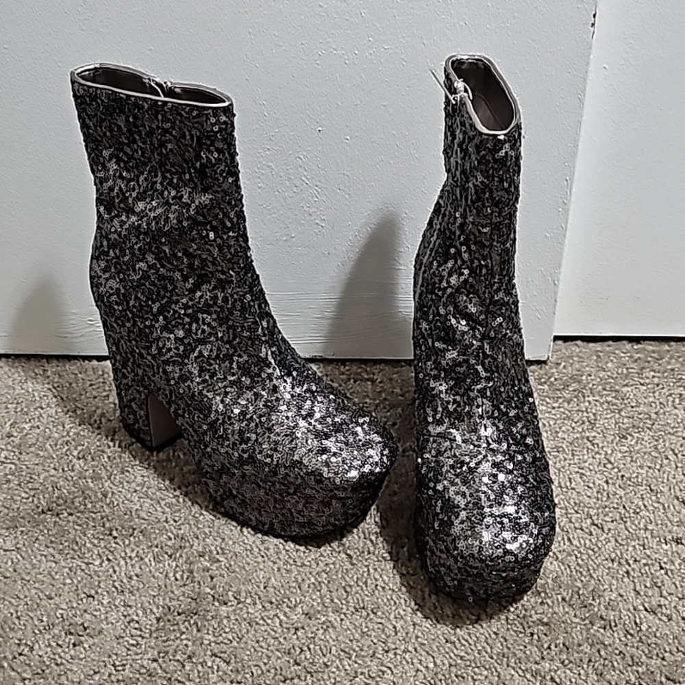Circus NY sam Eldman Bootz